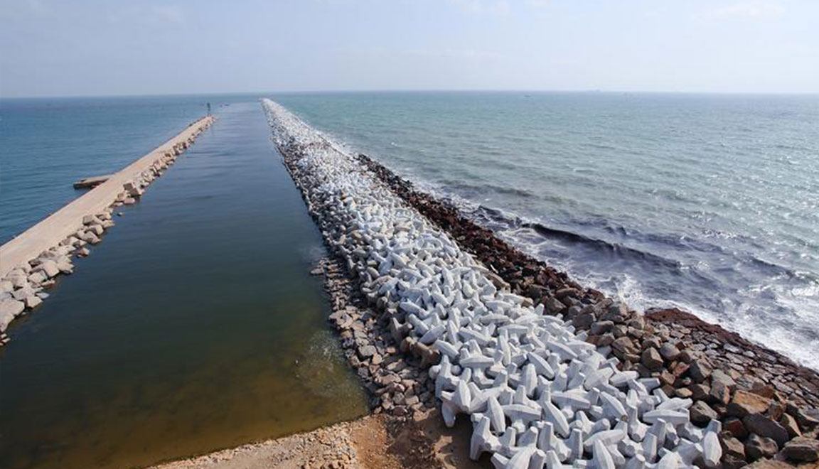 巴基斯坦集装箱深水港防波堤工程