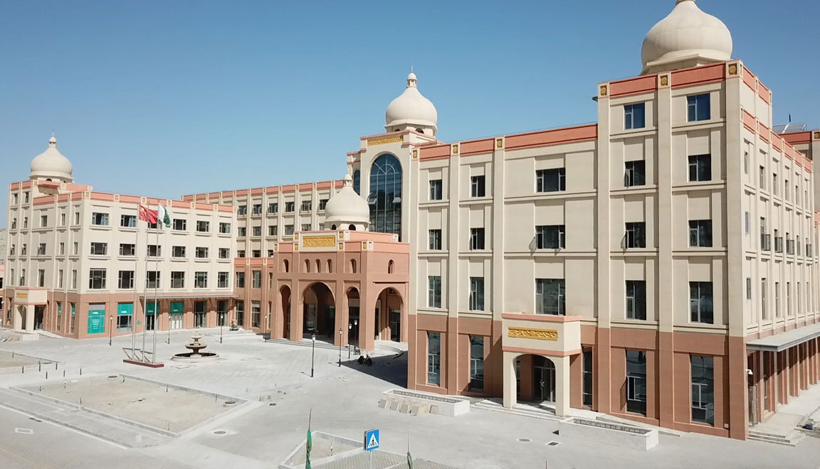 巴基斯坦瓜达尔自由区起步区商务中心大楼工程